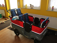 Krippenwagen